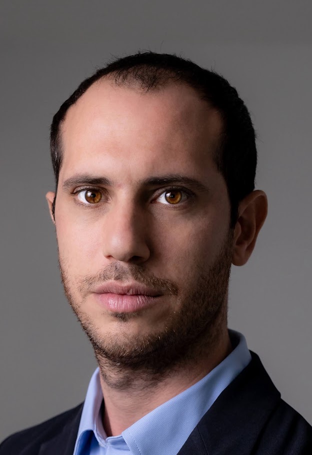Raz Hadas — founder of AIWriterPick